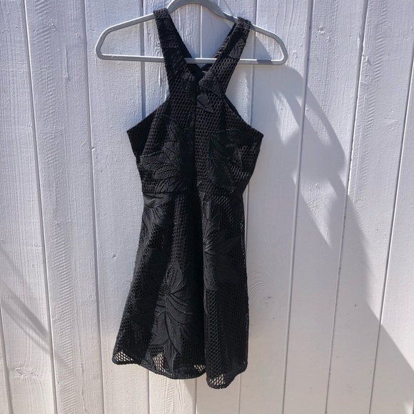 Jay Godfrey Cross Front Halter Embroidered Lace Cutout Mini Dress - Picture 6 of 10